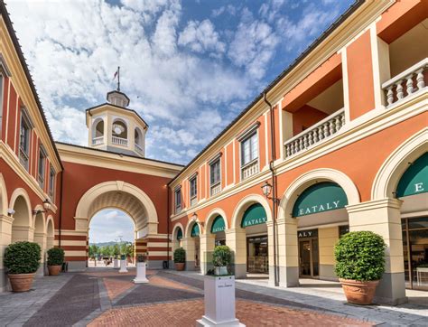 outlet serravalle scrivia gucci|mcarthurglen serravalle outlet.